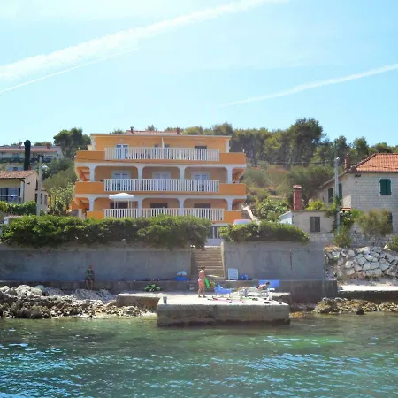 Apartamento Mornar-3 By Interhome