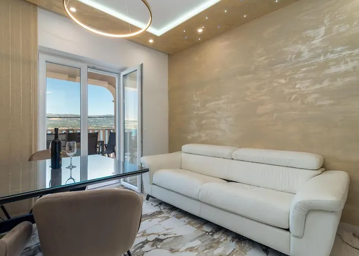 Appartamento Mornar-3 By Interhome