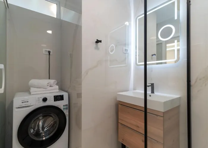 Appartamento Mornar-3 By Interhome *