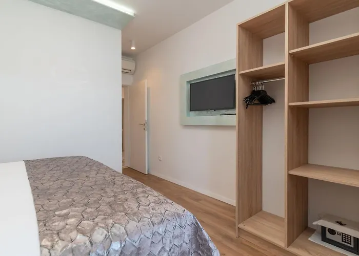 Mornar-3 By Interhome Appartamento *
